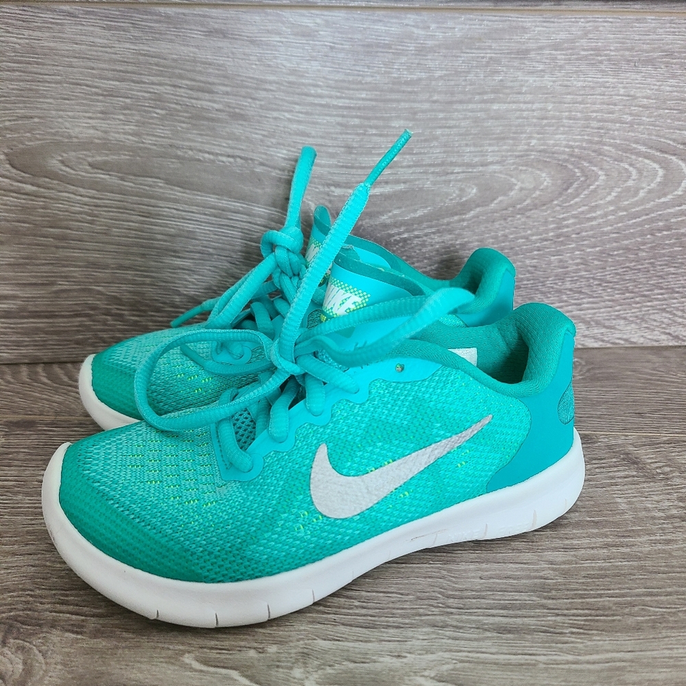 Nike kids toddler free rn shoes sz 10.5